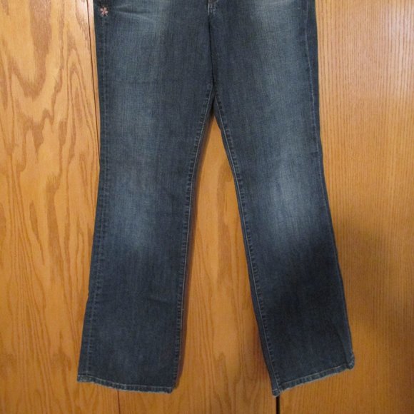 LUCKY BRAND WOMEN'S SIZE 10 X 31 JEANS MED BLUE SLUB DENIM CLASSIC RISE BOOT CUT - Picture 2 of 12
